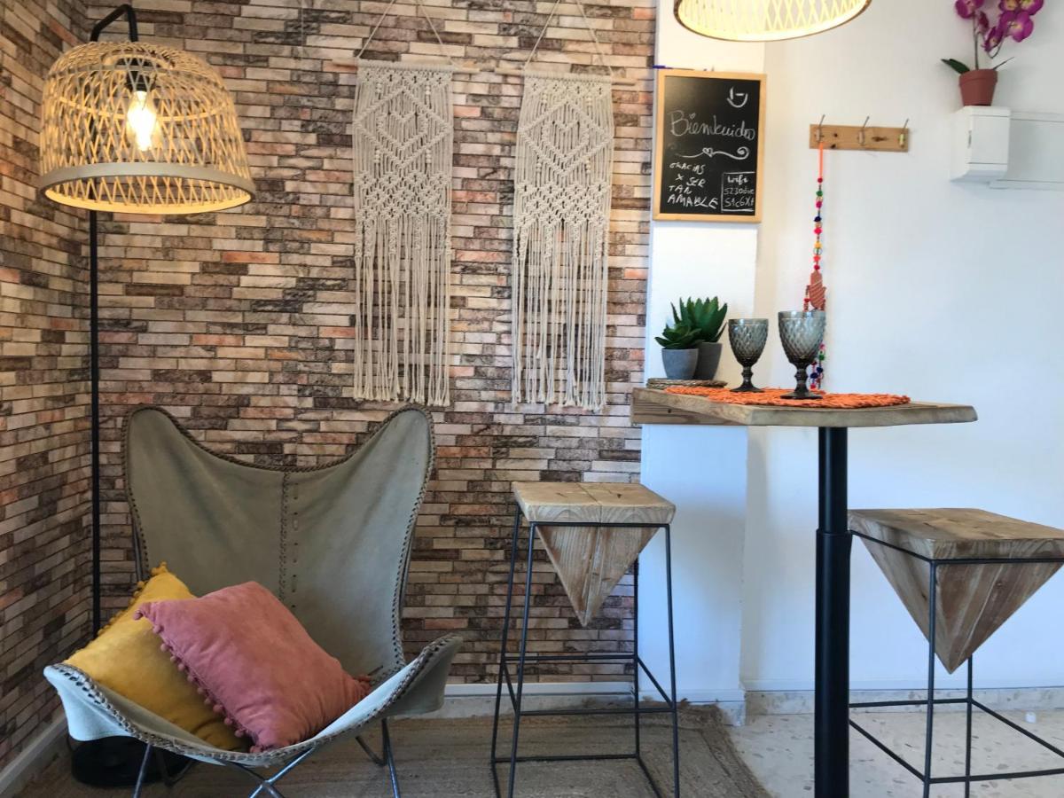 Estudio en Dénia con piscina y wifi privada, a 100 m del mar Esterno foto