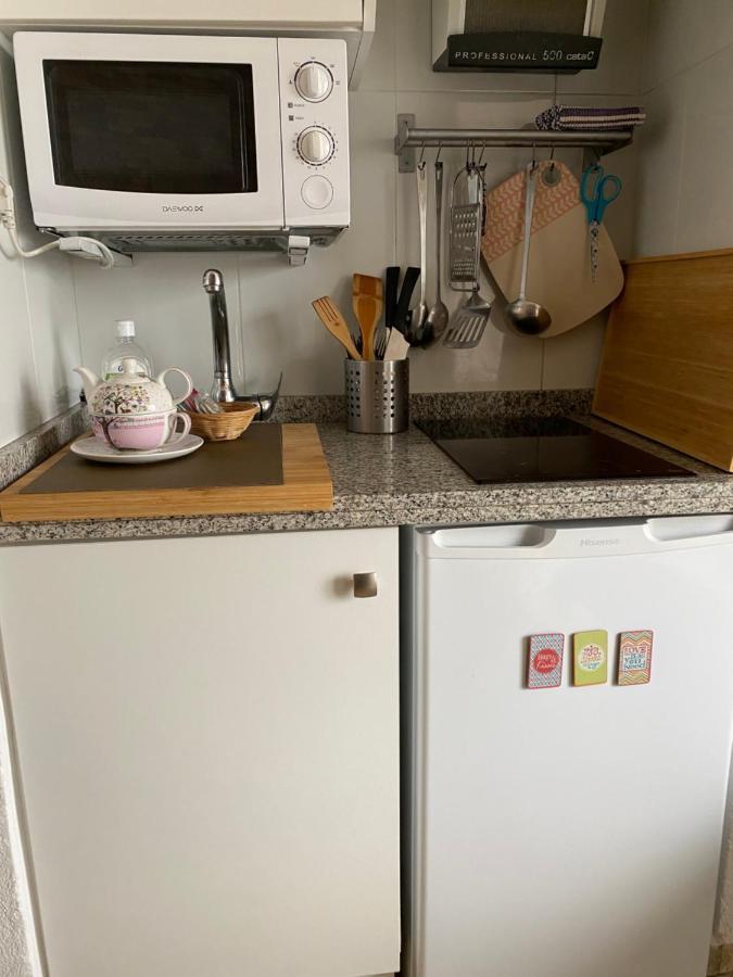 Estudio en Dénia con piscina y wifi privada, a 100 m del mar Esterno foto