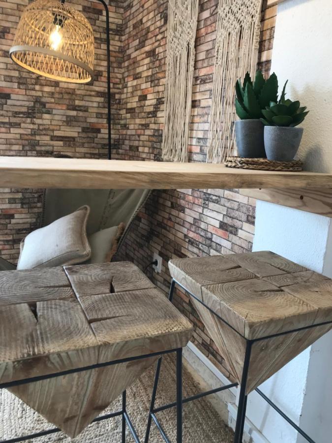 Estudio en Dénia con piscina y wifi privada, a 100 m del mar Esterno foto